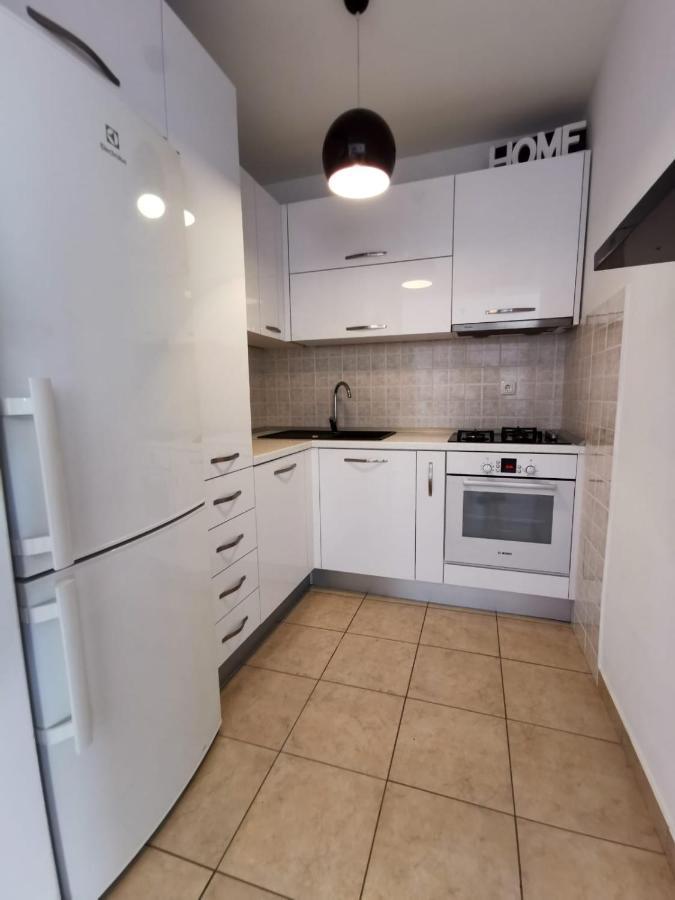 Lara Apartamento Makarska Exterior foto