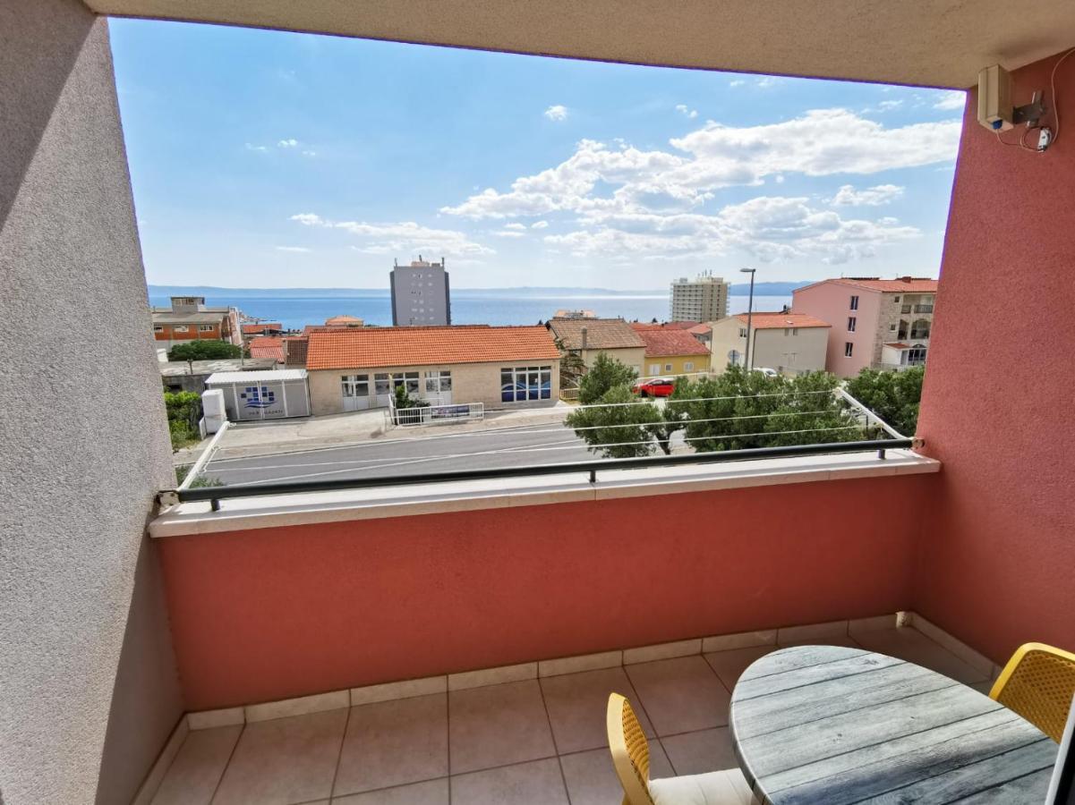 Lara Apartamento Makarska Exterior foto